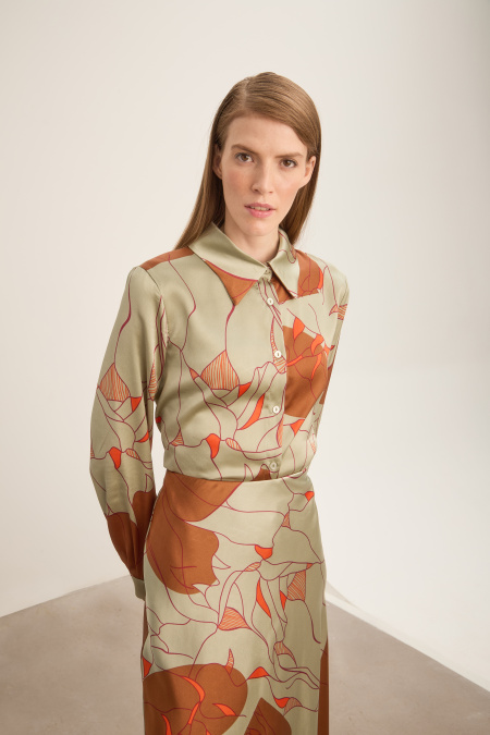 Women''s shirt